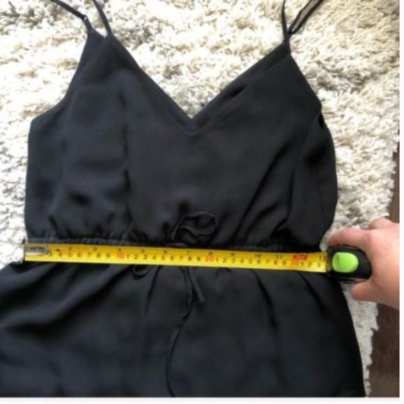 Babaton “Warren” Tie-Waist V-neck Camisole - Picture 7 of 12